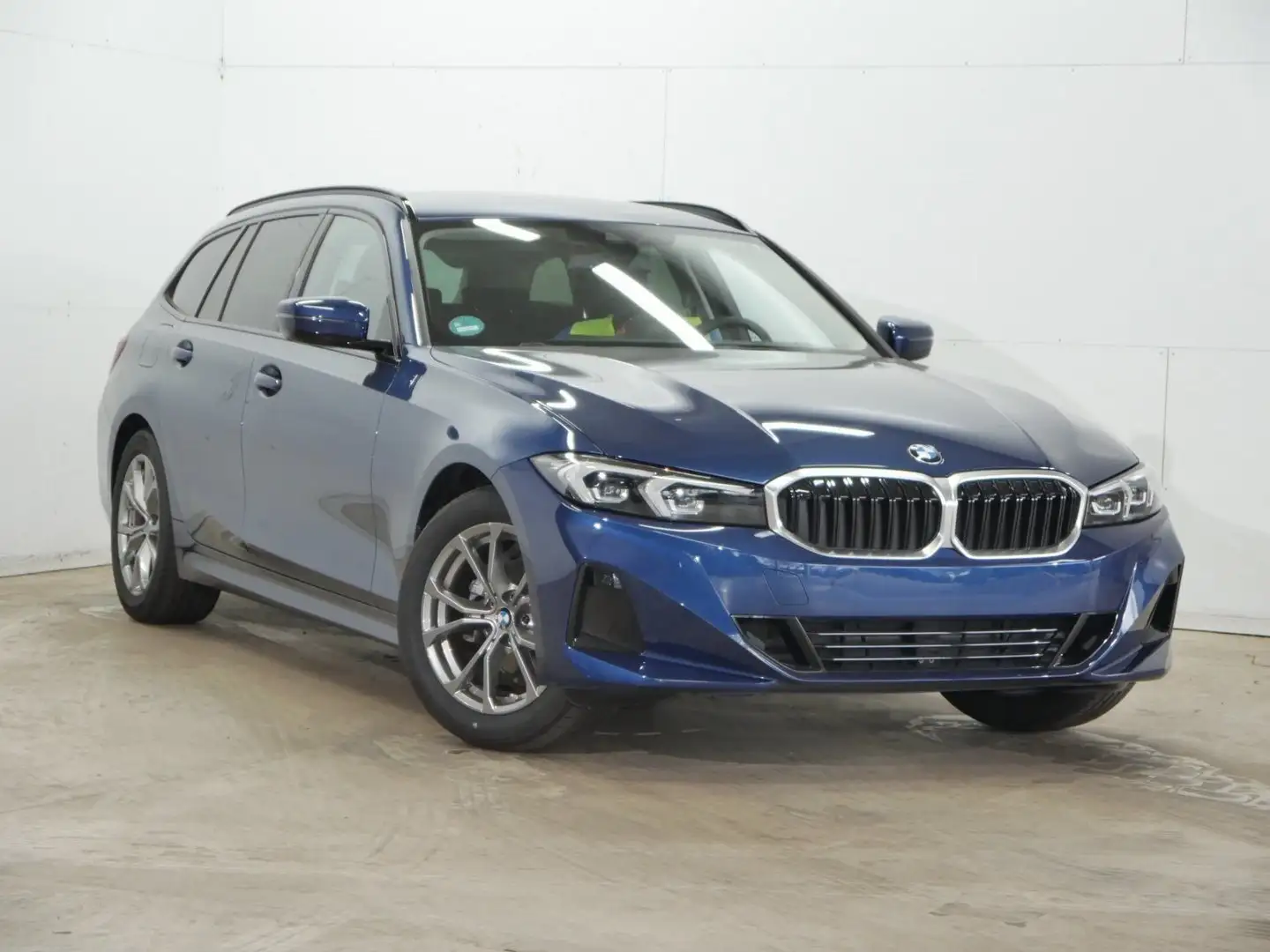 BMW 318 i  Touring Driv.-Ass., Lenkradhzg., LED, uvm. Blau - 2