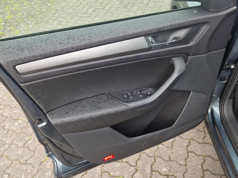 Skoda Kodiaq 1.5 TSI DSG Ambition *TEMPOMAT*NAVI*APP-CONN.* — photo 11