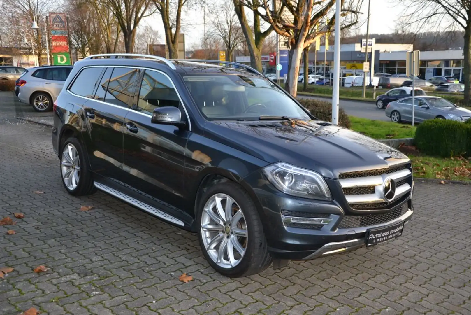 Mercedes-Benz GL 350 BlueTEC 4Matic 7G-TRONIC*AHK*Sitzheizung*Schiebeda - 2