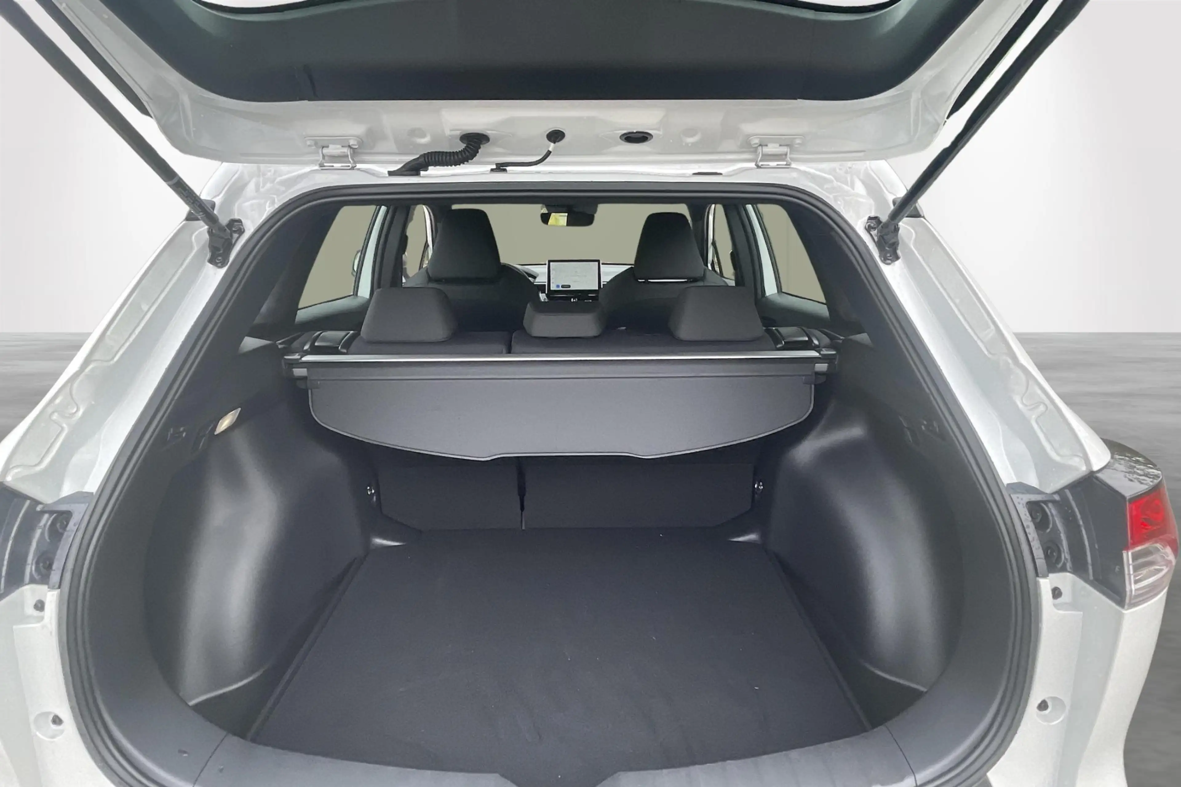 Toyota Corolla Cross 1.8 Hybrid Dynamic — photo 10