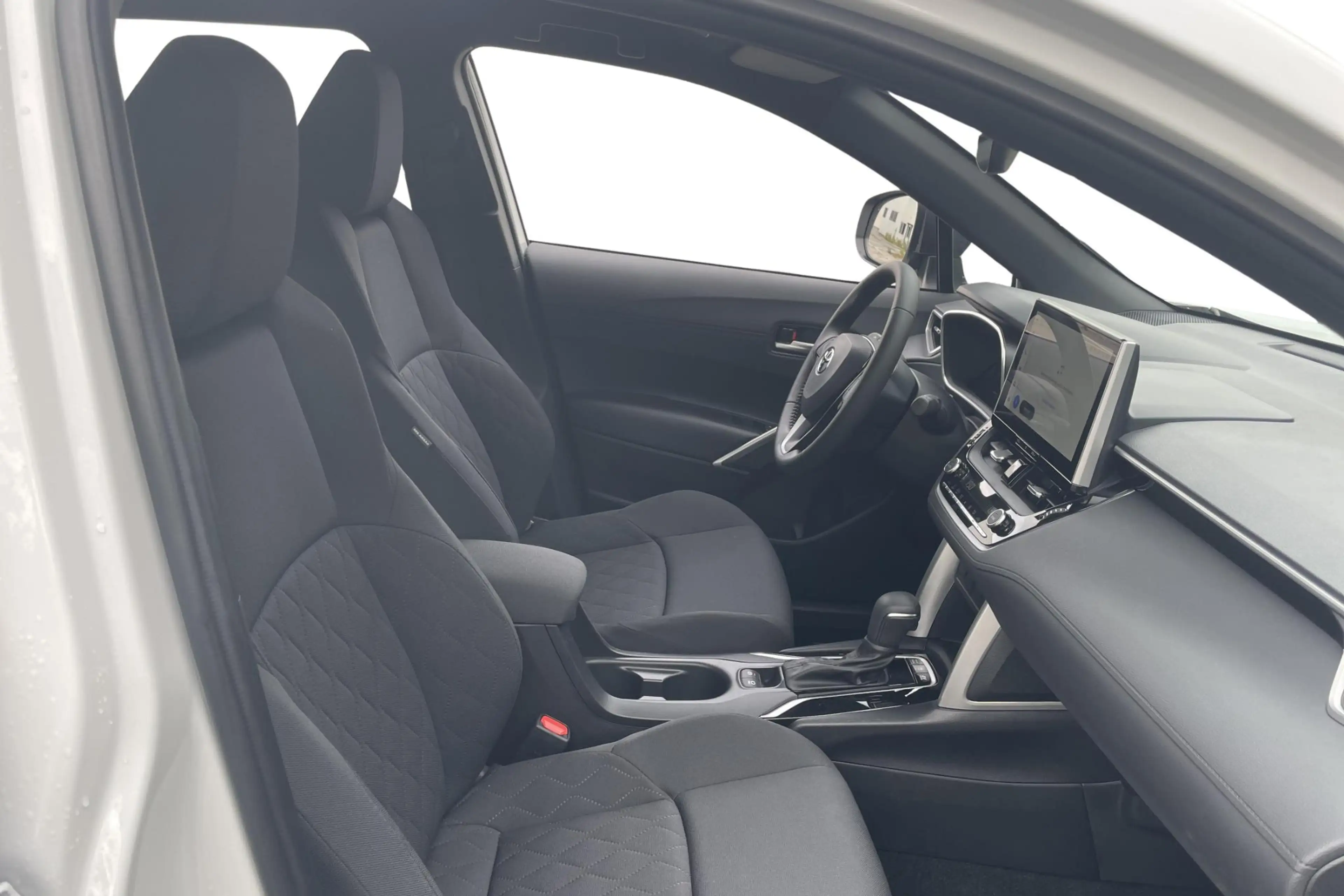 Toyota Corolla Cross 1.8 Hybrid Dynamic — photo 6