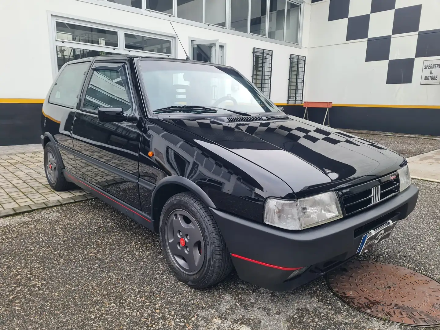 Fiat Uno Uno 3p 1.3t ie Europa Schwarz - 1
