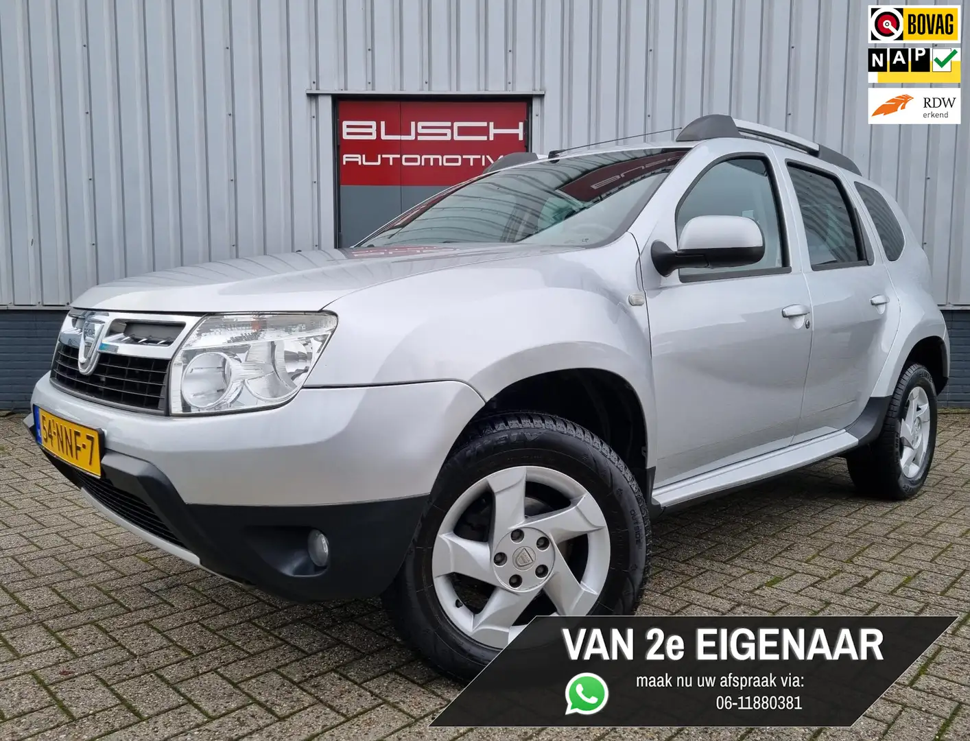 Dacia Duster 1.6 Lauréate 2wd | VAN 2e EIGENAAR | TREKHAAK | Gris - 1