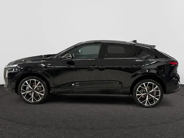 Audi Q3 view 2
