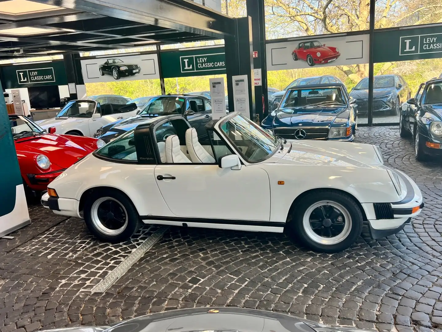 Porsche 911 3,0 SC Targa deutsch 2. Hand Motor revidiert Weiß - 2
