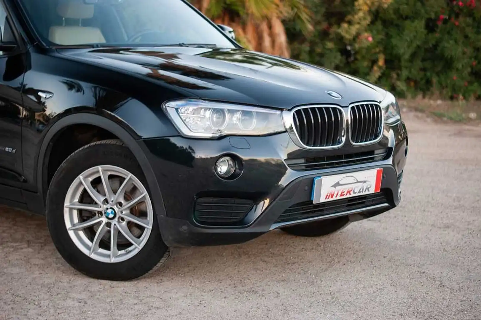 BMW X3 xDrive 20dA Negro - 2