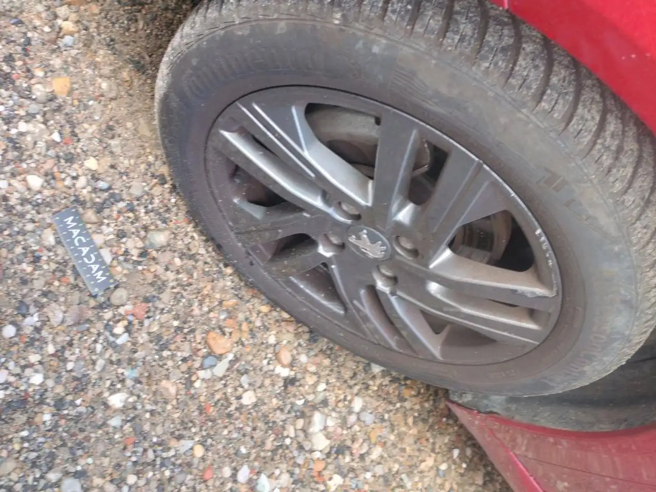 Peugeot 208 208 — photo 13