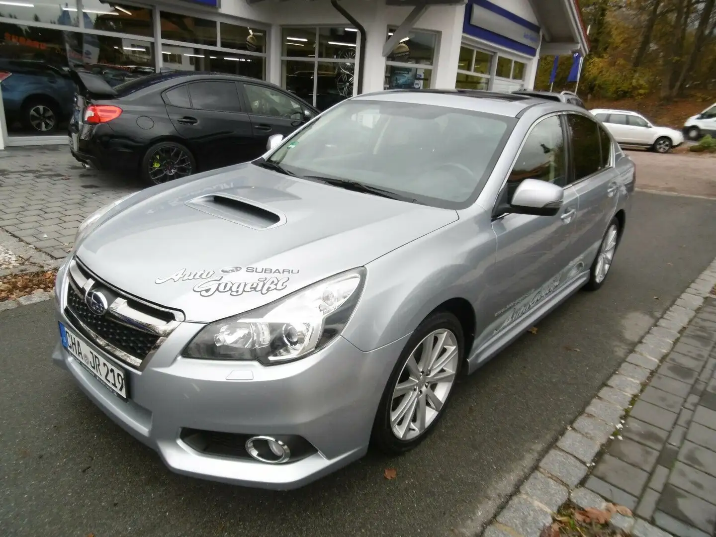 Subaru Legacy Limousine 2.0D Sport, MWSt Silber - 1