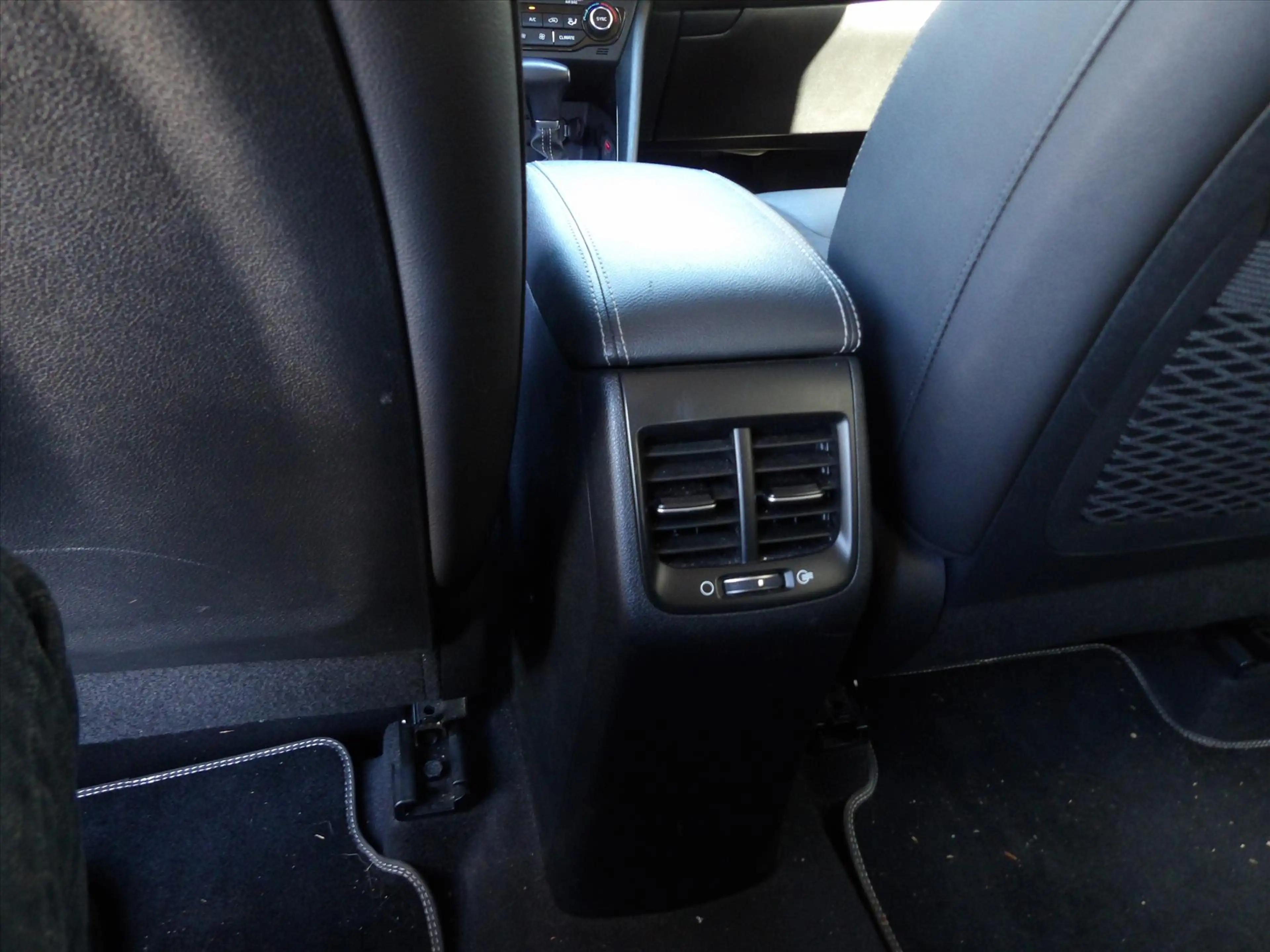 Kia Niro 1.6 GDi Hybrid AUTOMAAT DynamicLine Org. Ned. — photo 13