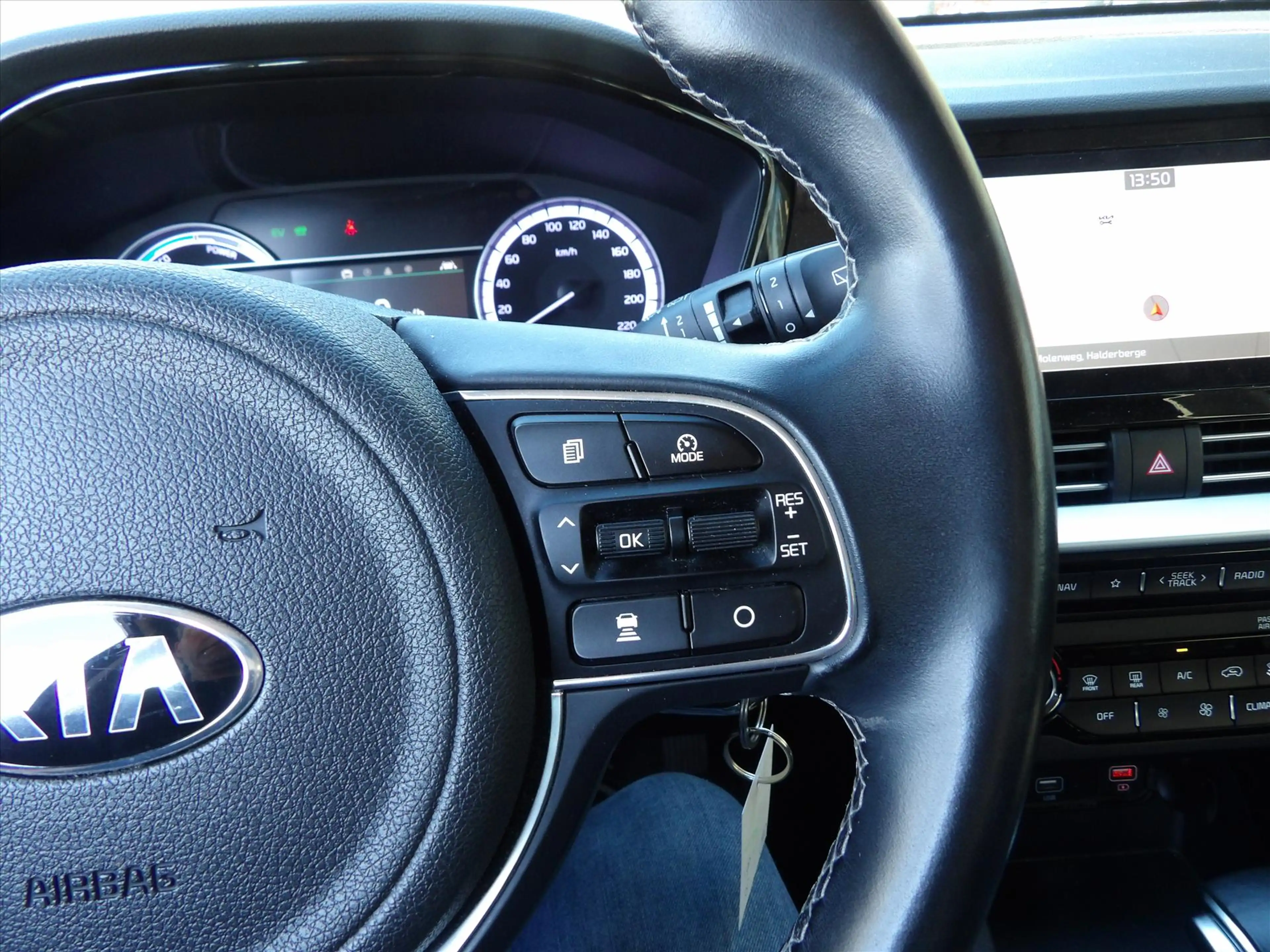 Kia Niro 1.6 GDi Hybrid AUTOMAAT DynamicLine Org. Ned. — photo 36