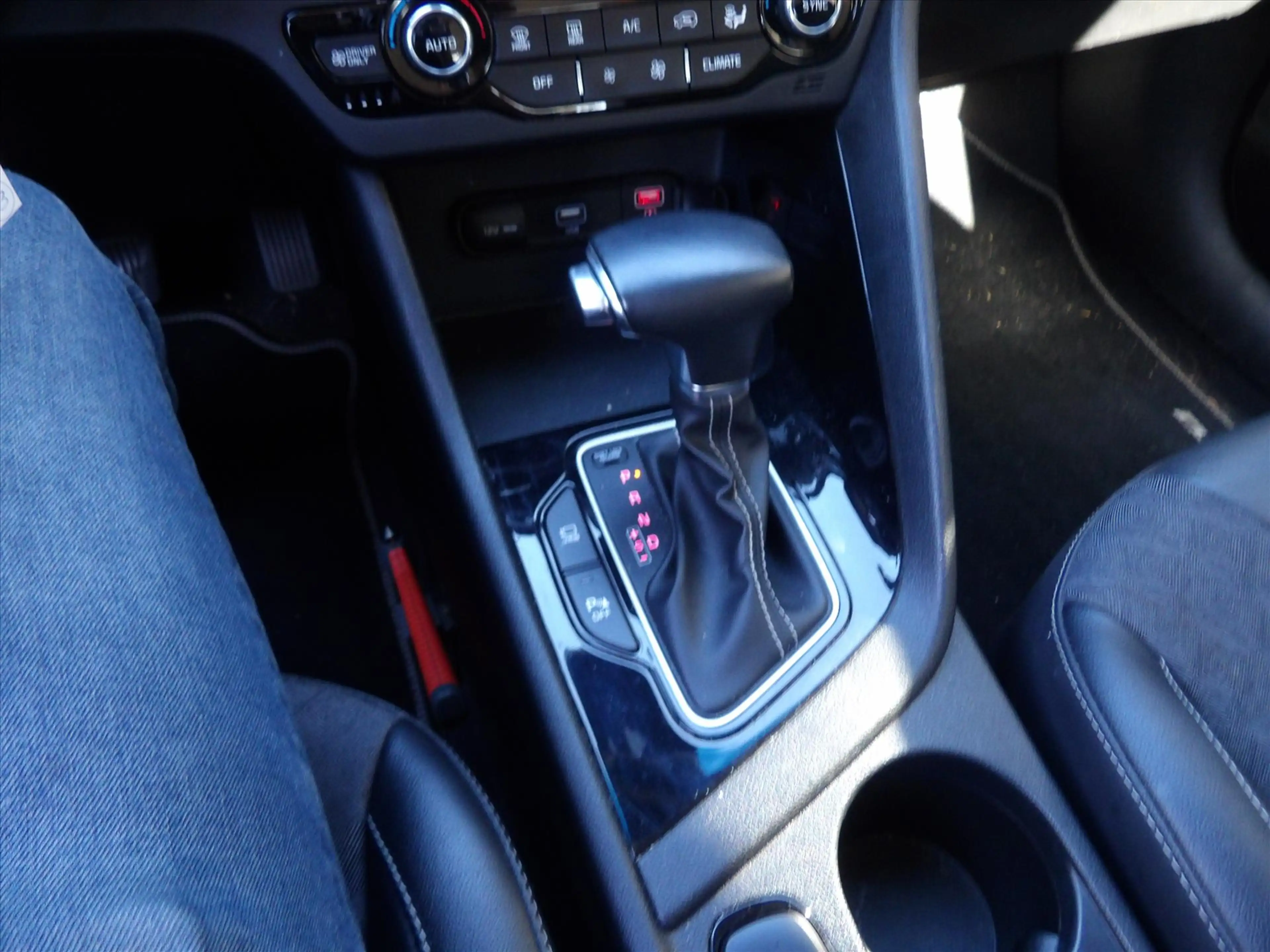 Kia Niro 1.6 GDi Hybrid AUTOMAAT DynamicLine Org. Ned. — photo 37