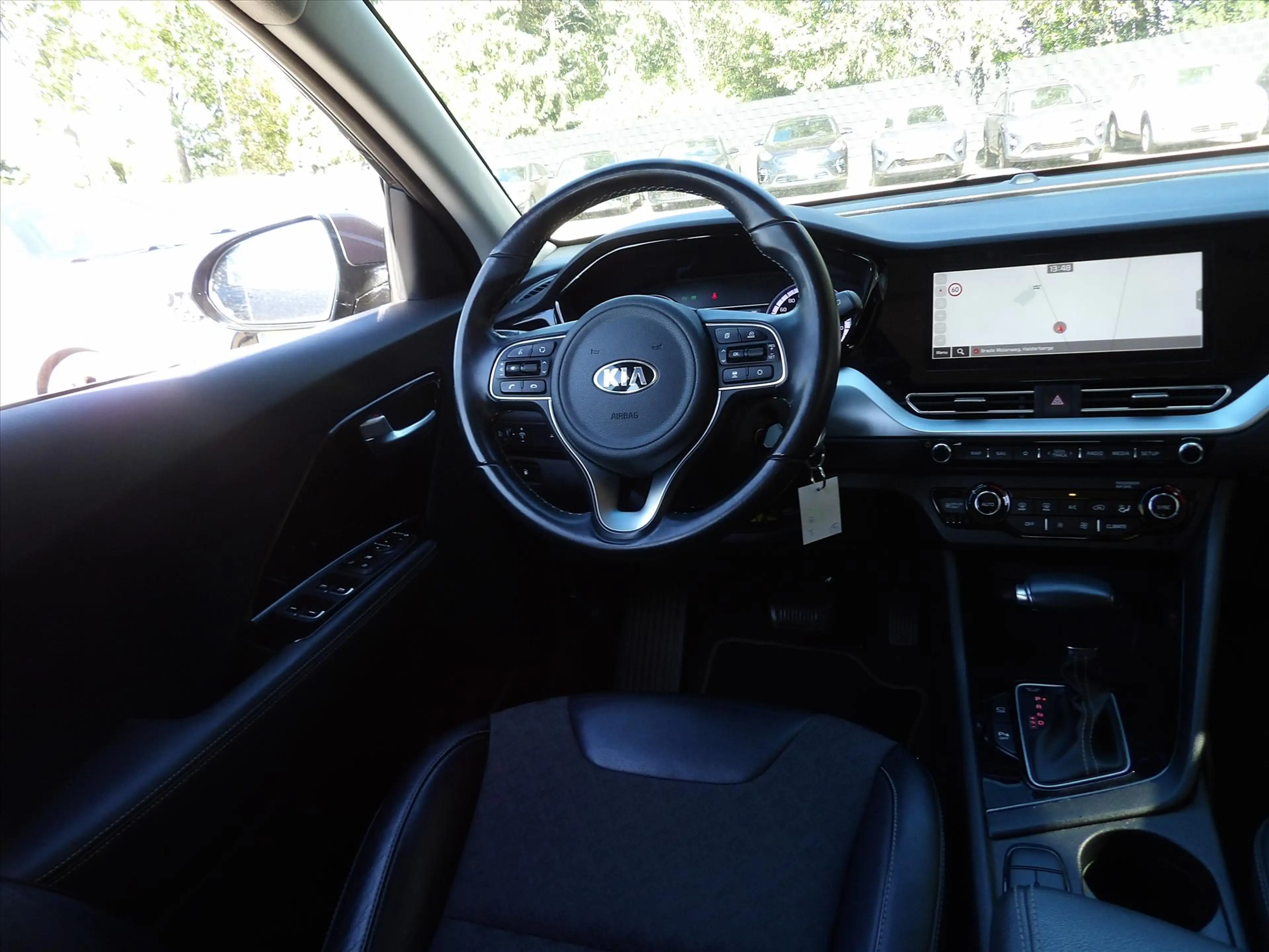 Kia Niro 1.6 GDi Hybrid AUTOMAAT DynamicLine Org. Ned. — photo 15