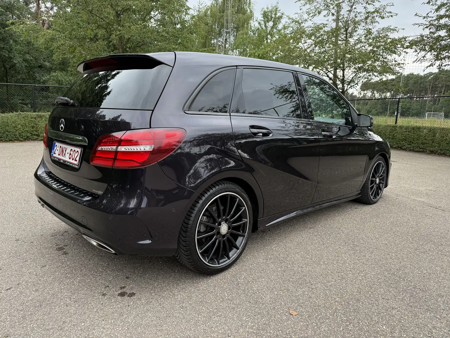Mercedes-Benz B 180 d 7G-DCT AMG Line | Pano | Euro 6 - 2