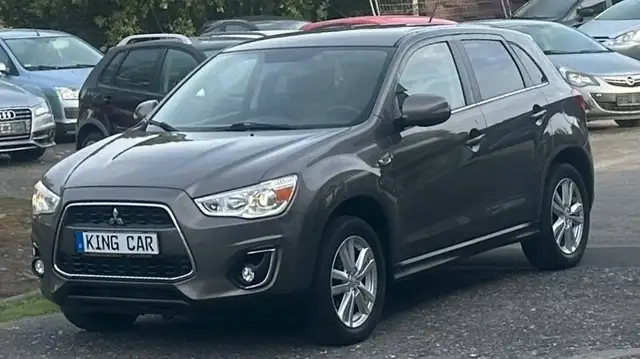 Mitsubishi ASX 35 Jahre 2WD*Start/Stop*AUX*iPod / MP3-Playe