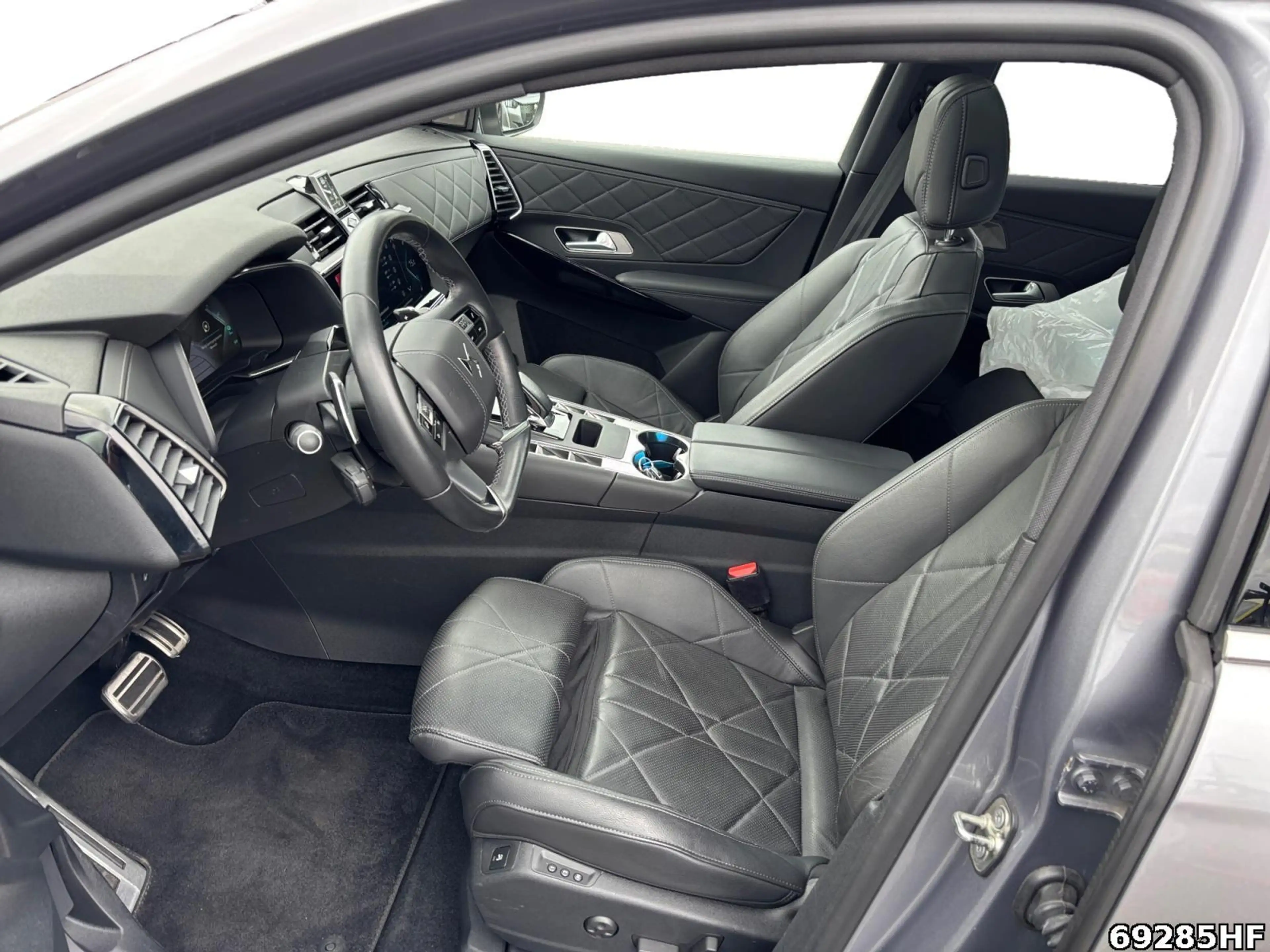 DS Automobiles DS 7 Crossback RIVOLI E-Tense 300 *Pano-Glasdac — photo 11