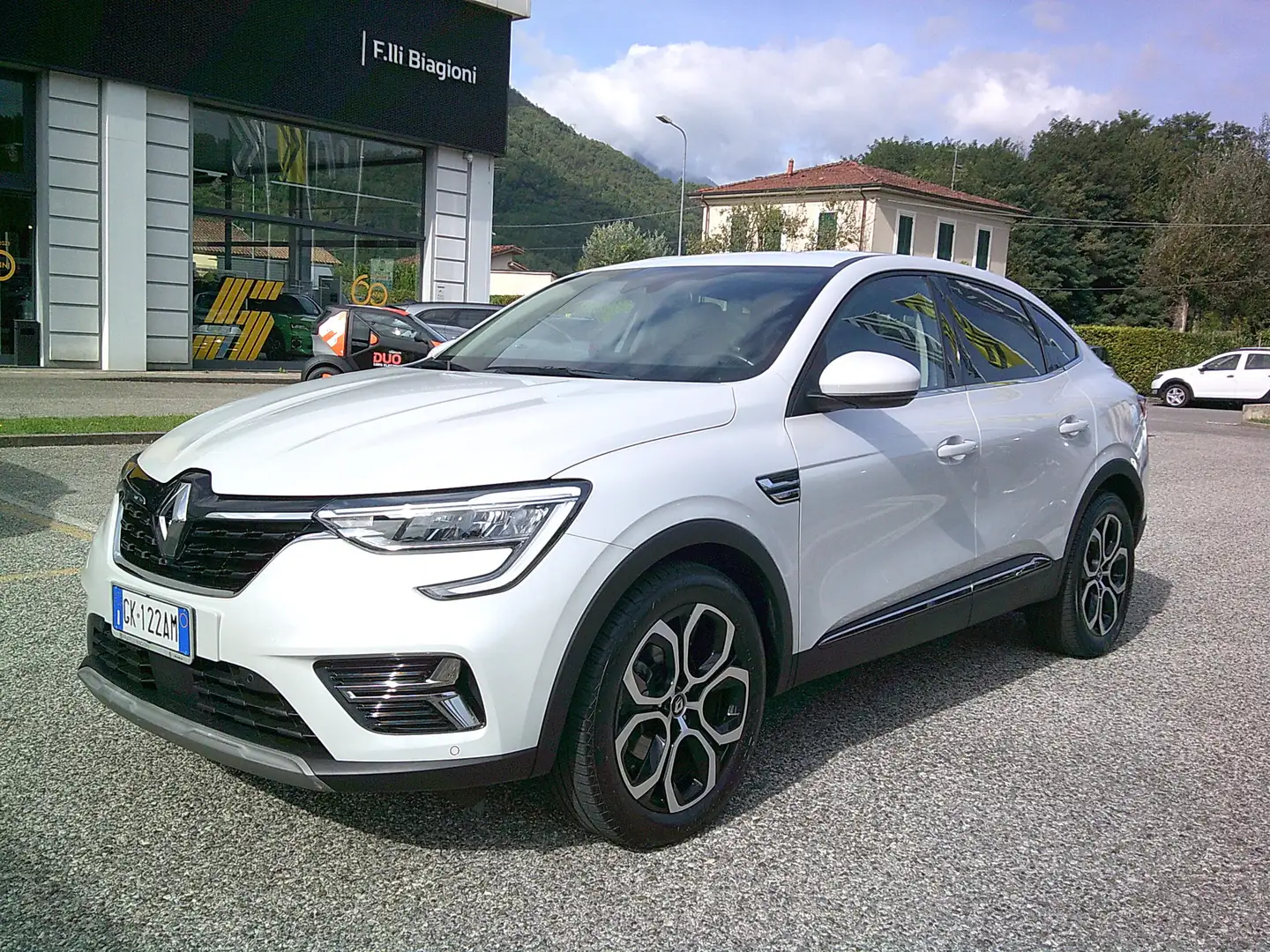 Renault Arkana Arkana 2021 1.6 E-Tech full hybrid Intens 145cv Bianco - 1