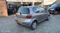 Toyota Yaris 1.3 VVT-i Sol | Airco | Export | Rijd en schakelt Grijs - thumbnail 3