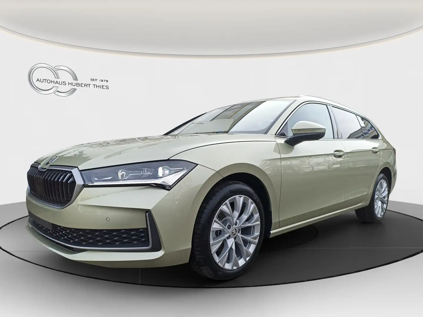Skoda Superb Combi 2.0 TDI Selection DSG AHK+ASSISTENTEN+NAVI+L Gelb - 1