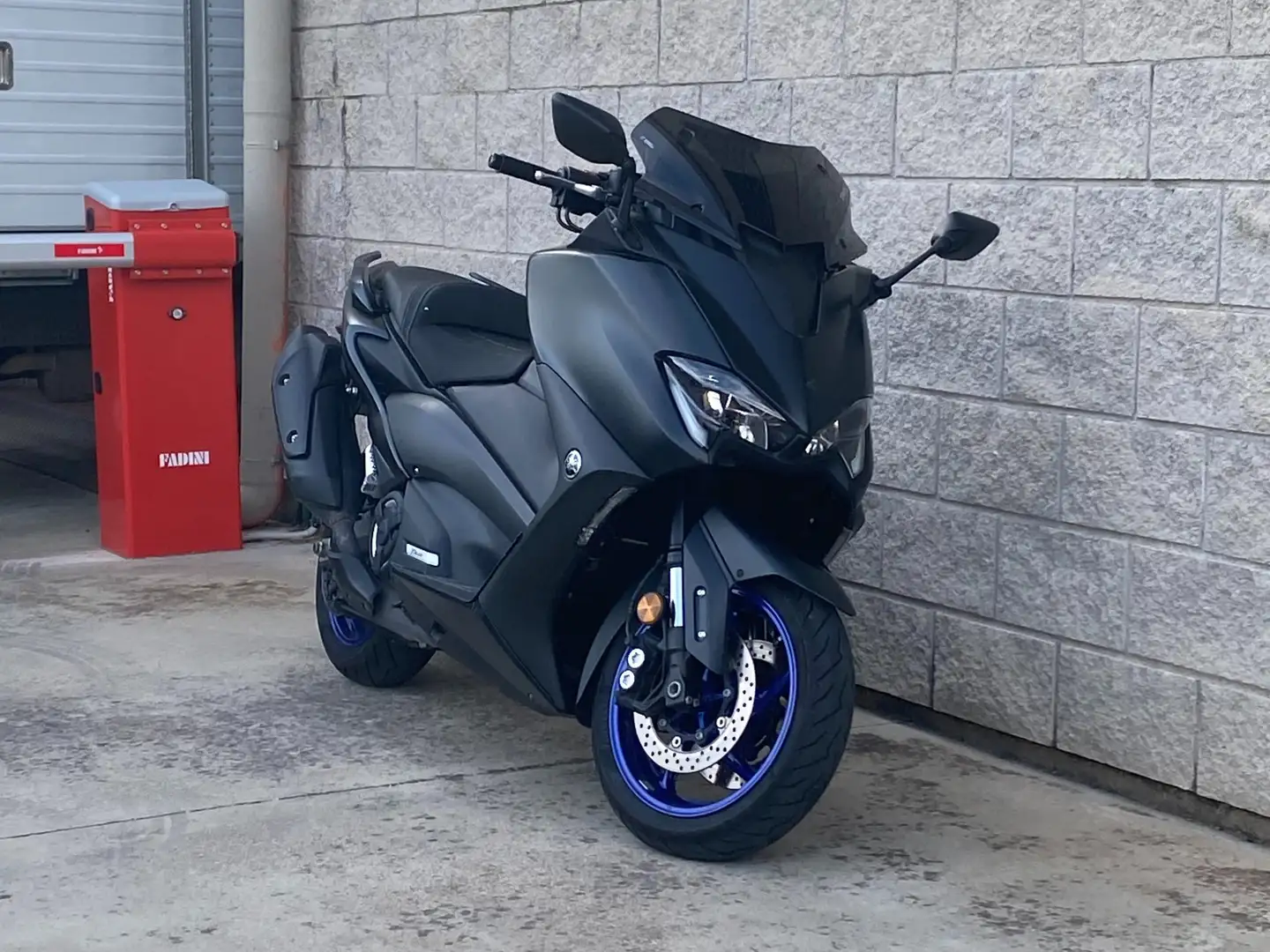 Yamaha TMAX 560 Nero - 1