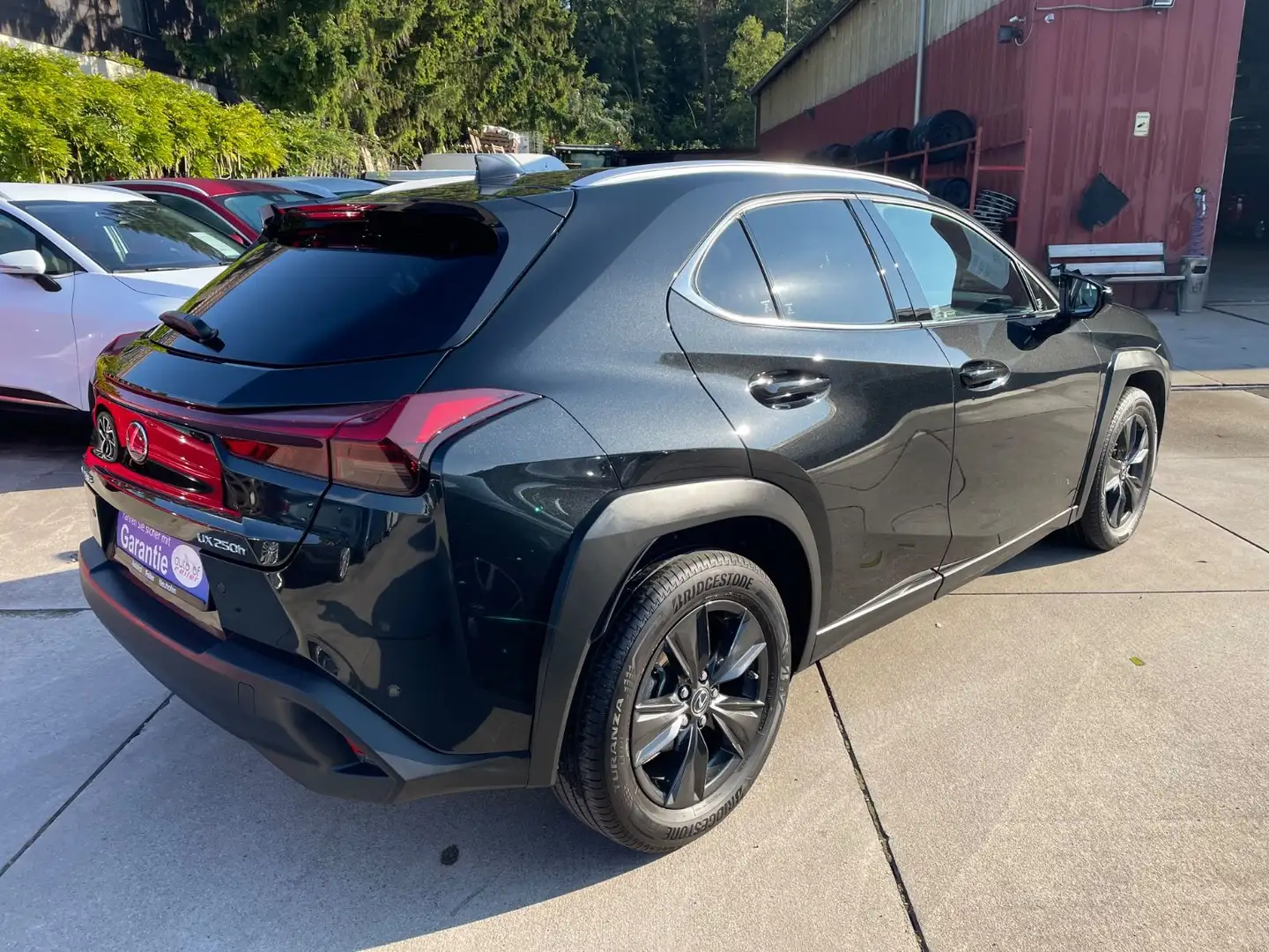 Lexus UX 250h 2,0 Automatik /Navi/Klima/Alcantara/LED Noir - 2