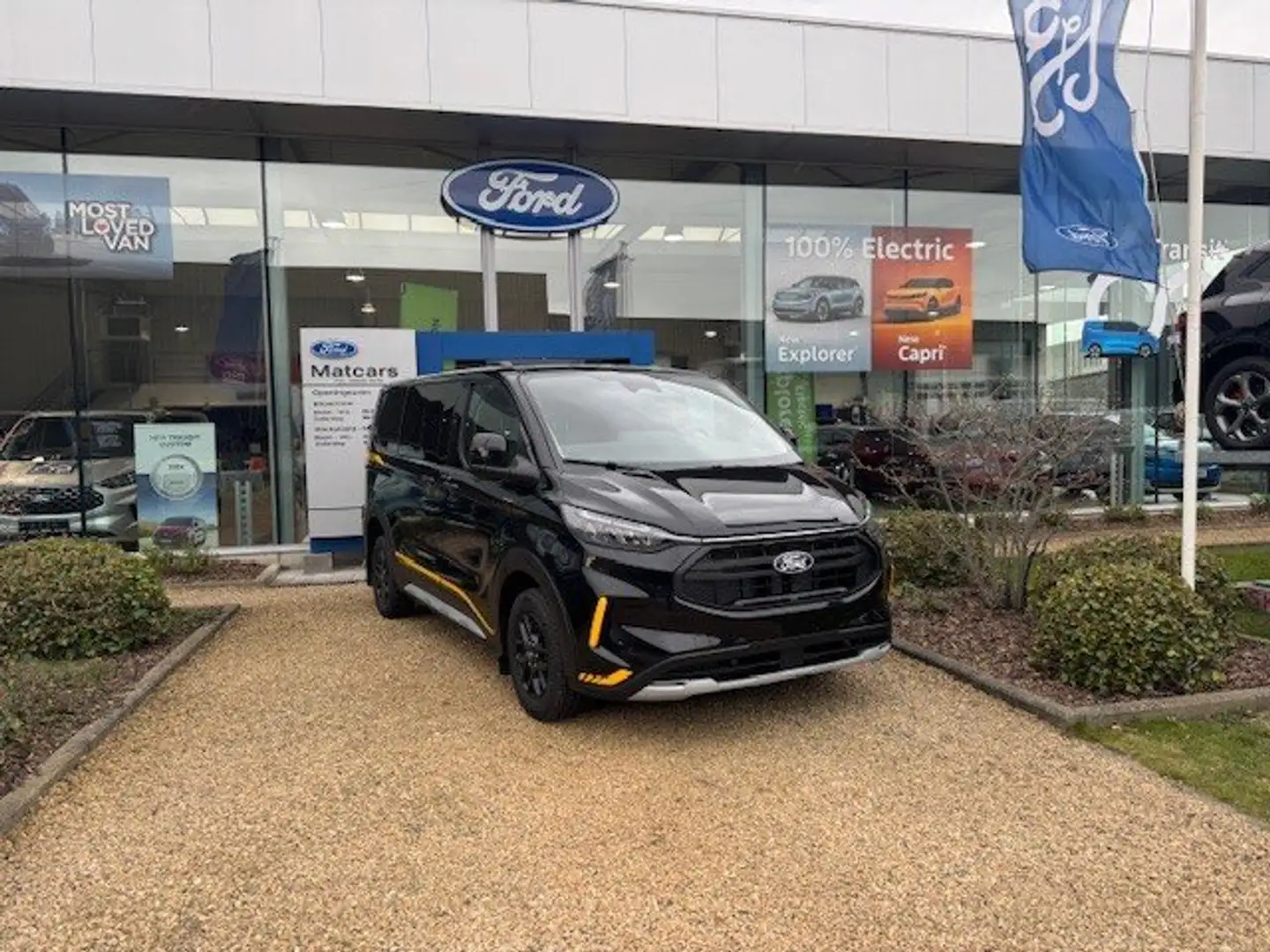 Ford Transit Custom 2.0 TDCi L1H1 Trail S/S (EU6.2) Negro - 1