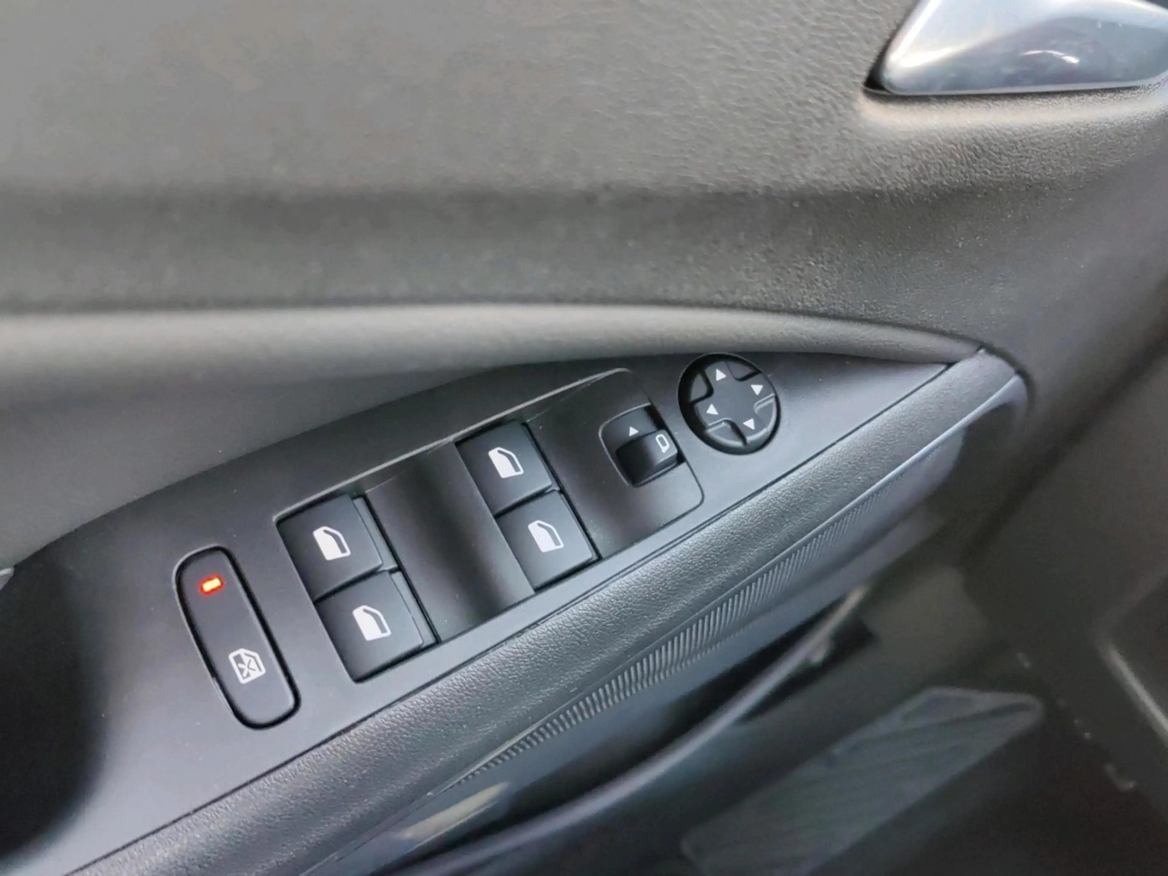 Opel Crossland X Crossland Elegance 130 PS Automatik SHZ — photo 13