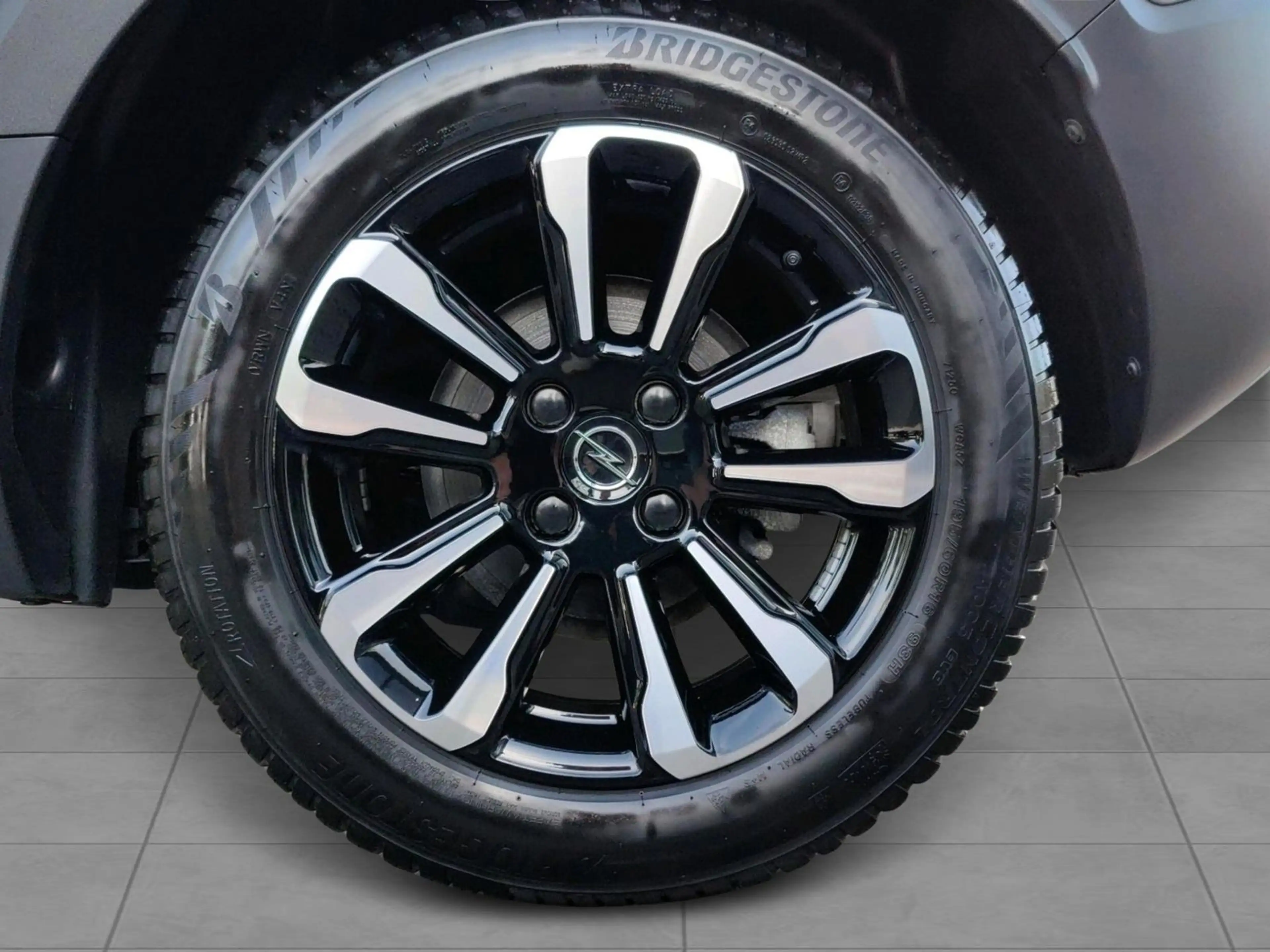 Opel Crossland X Crossland Elegance 130 PS Automatik SHZ — photo 6