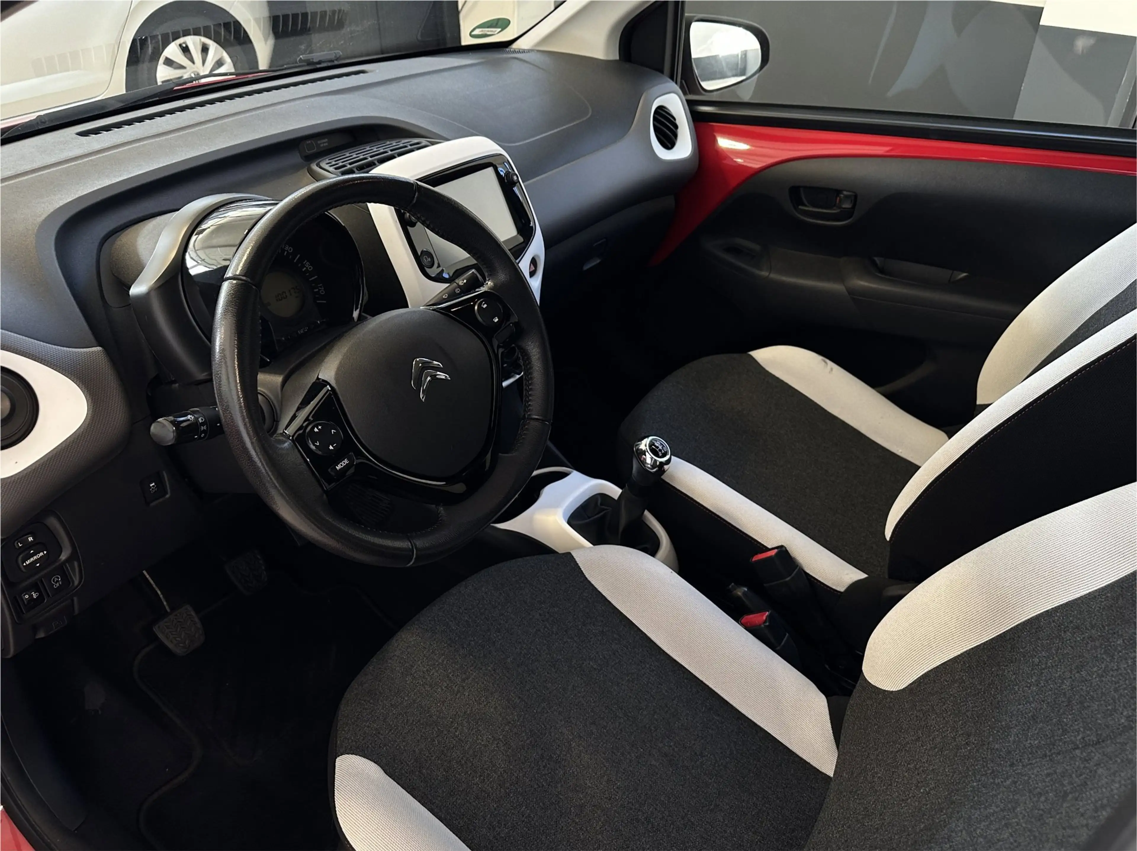 Citroen C1 1.0 VTi Millenium| NL | Apple Carplay/ Android Aut — photo 17