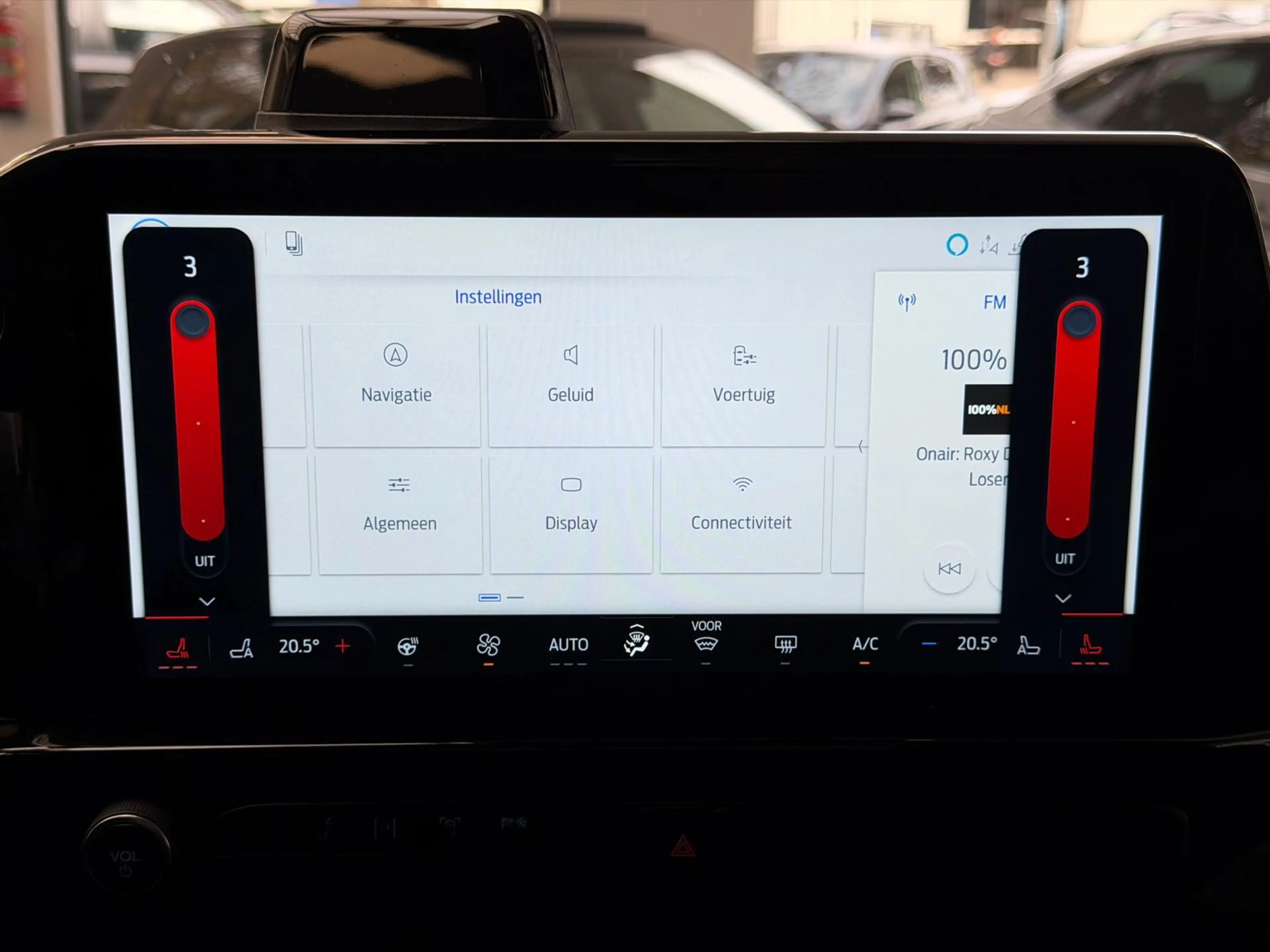 Ford Tourneo Connect Titanium PHEV L2 8p / Panorama / memory / led / ca — photo 15