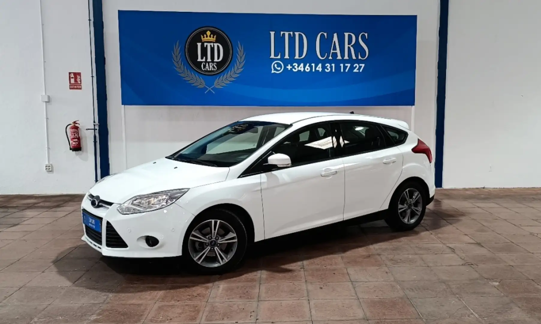 Ford Focus 1.0 Ecoboost Auto-S&S Trend+ 125 Blanc - 1