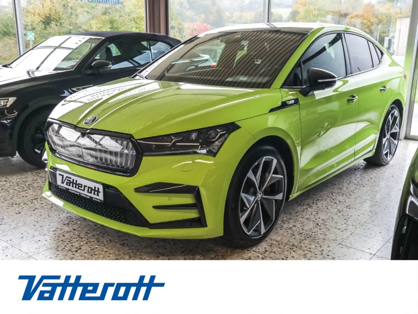 Skoda Enyaq Coupe RS Suite AHK Wärmepumpe Pano Grün - 1