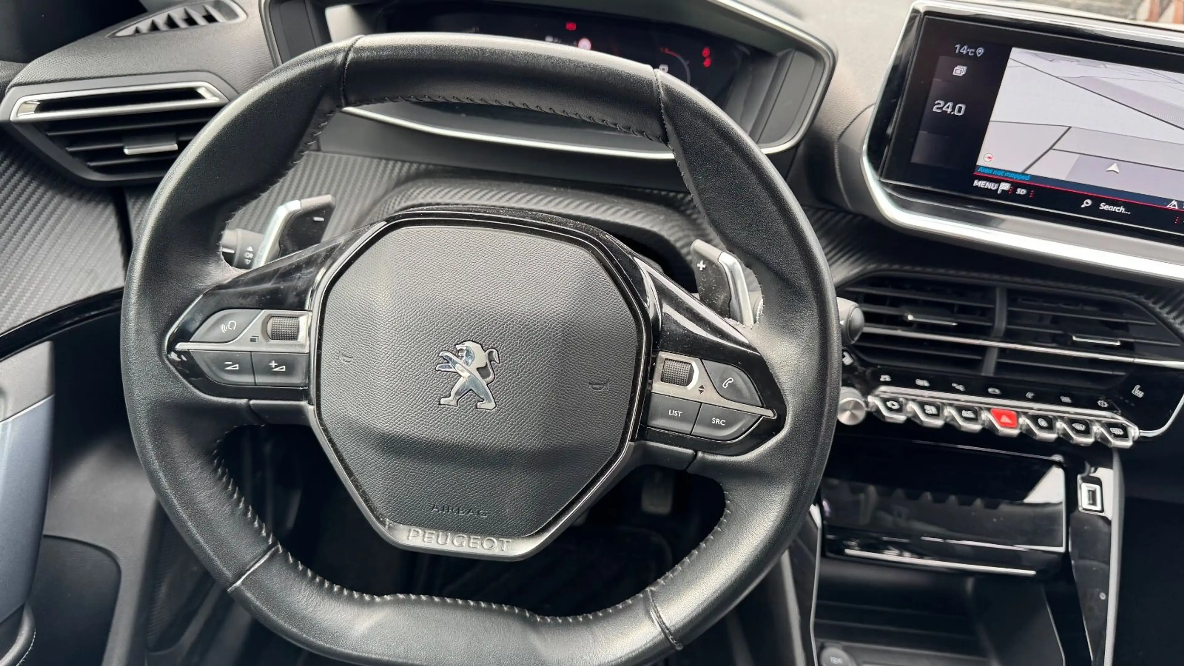 Peugeot 2008 HDi NAVI LEDER KAMER ACC AHK TEMP SITZH PDC — photo 8