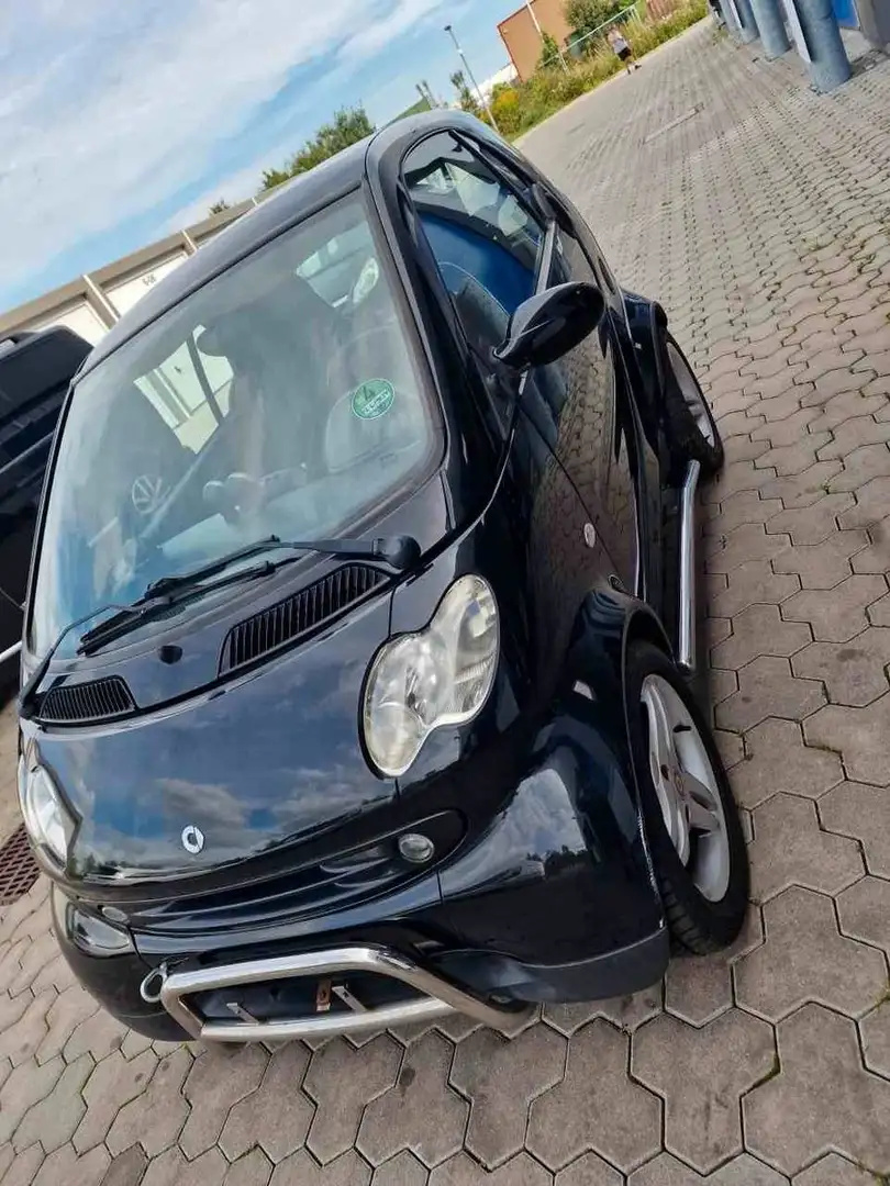 smart forTwo fortwo coupe Basis Schwarz - 1