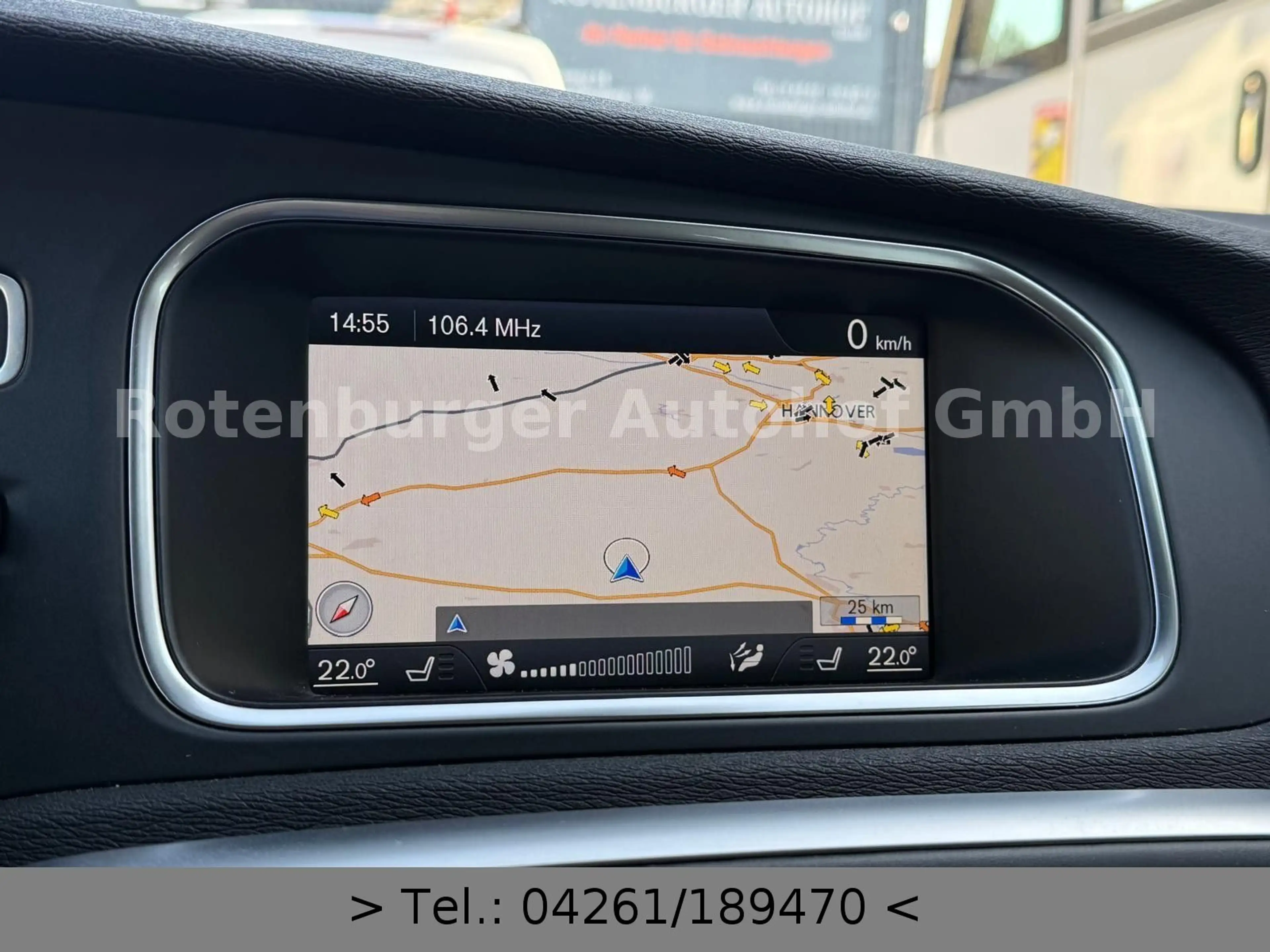 Volvo V40 Cross Country V40*D2*CROSS*COUNTRY*MOMENTUM*NAVI*AHK*TÜV NEU* — photo 15