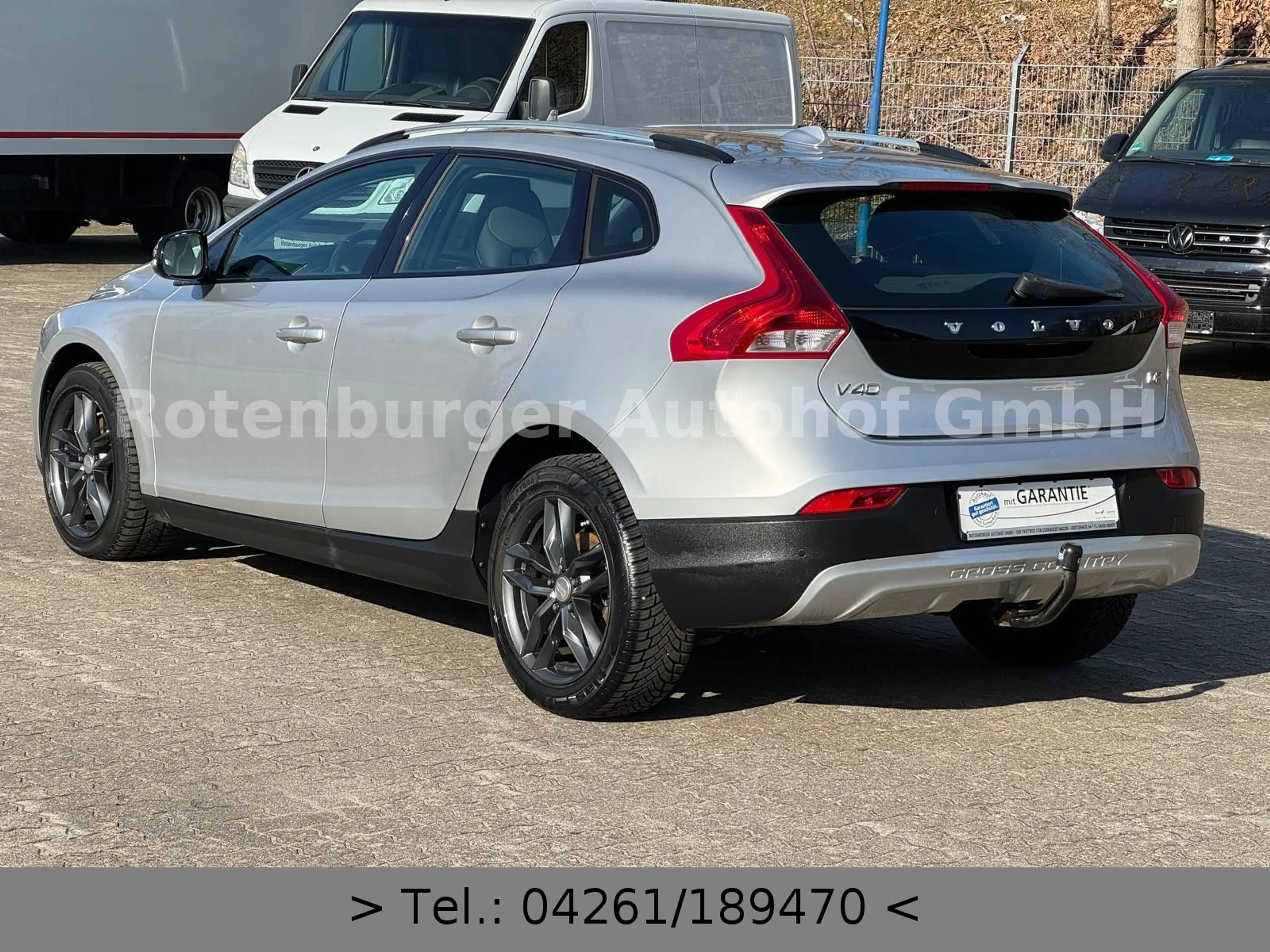 Volvo V40 Cross Country V40*D2*CROSS*COUNTRY*MOMENTUM*NAVI*AHK*TÜV NEU* — photo 5