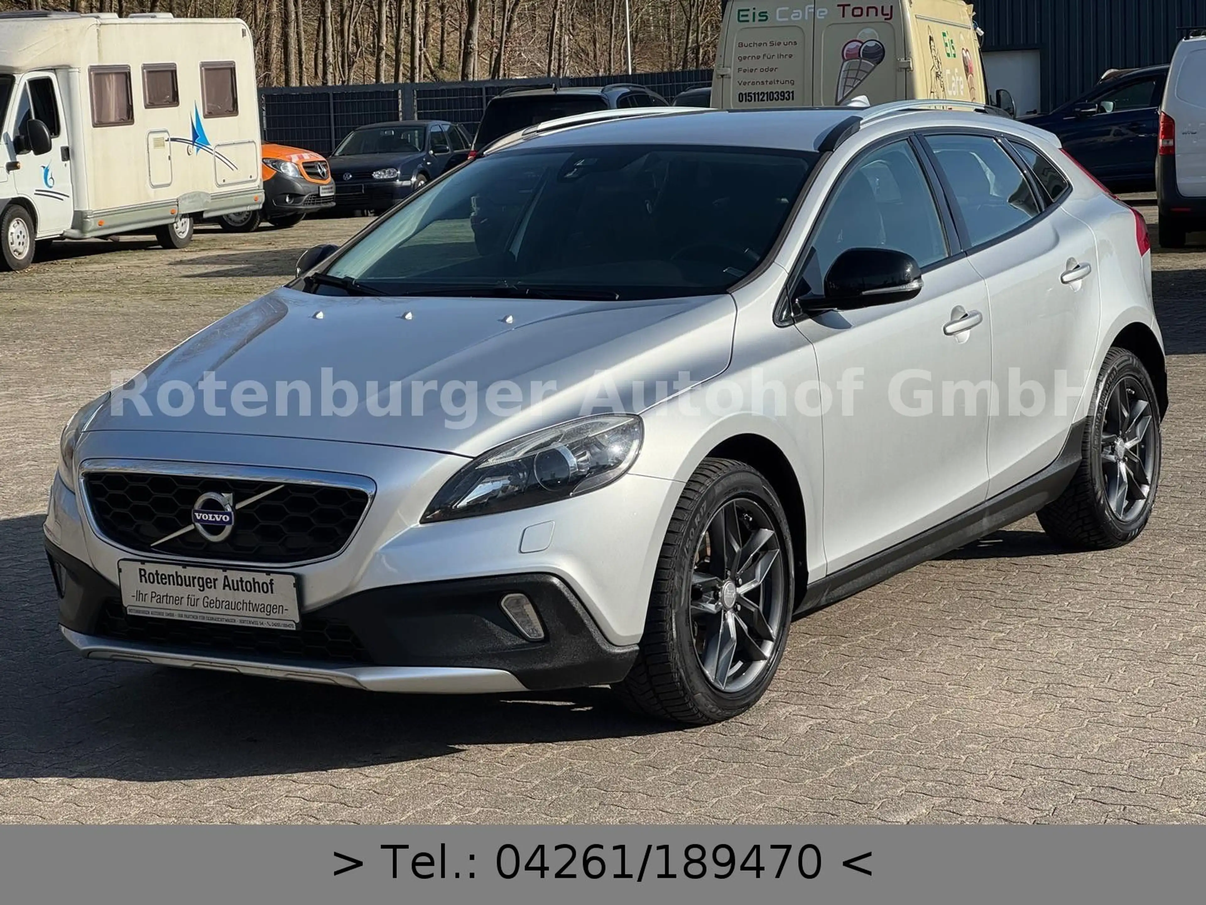 Volvo V40 Cross Country V40*D2*CROSS*COUNTRY*MOMENTUM*NAVI*AHK*TÜV NEU* — photo 2