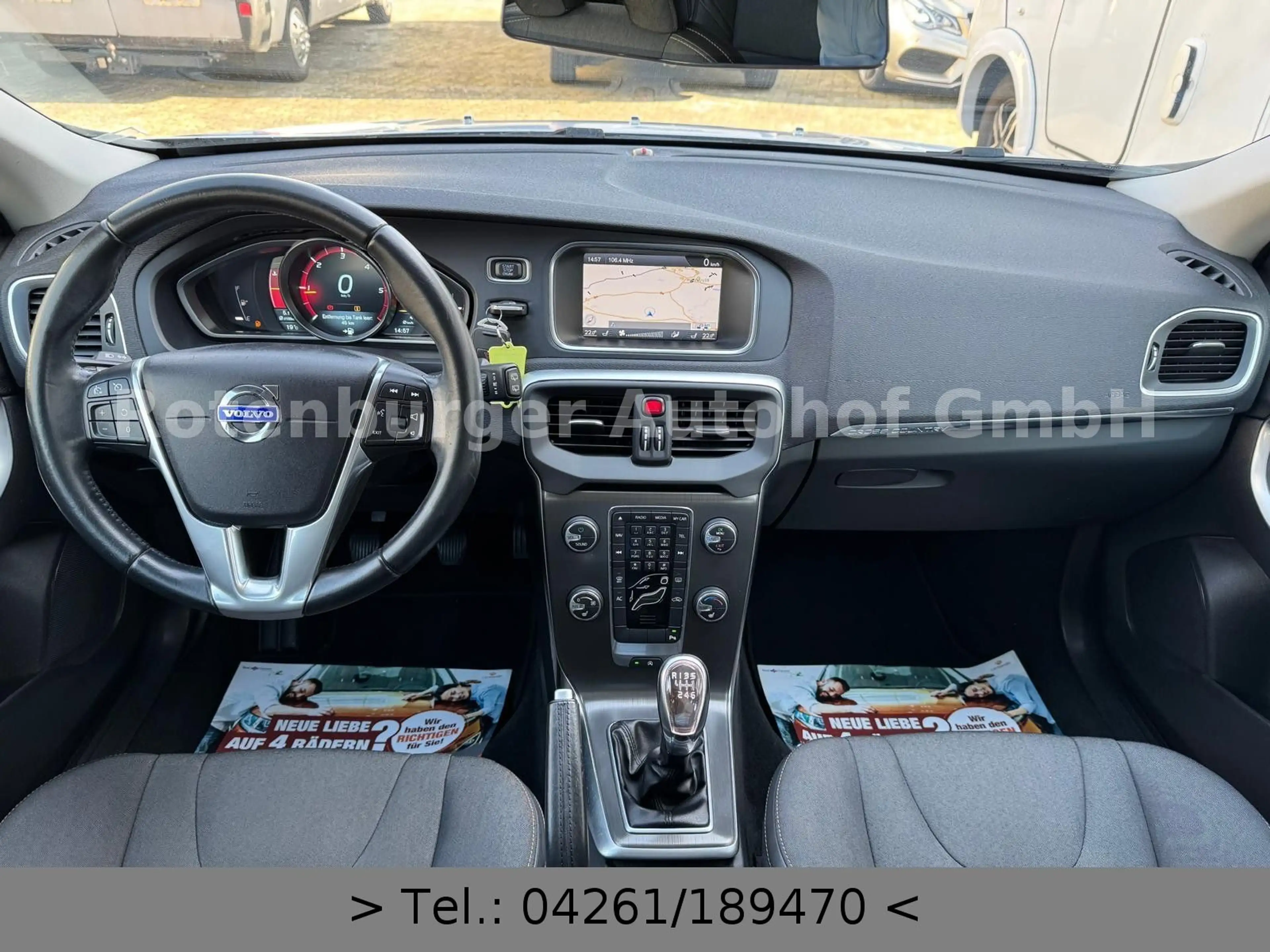 Volvo V40 Cross Country V40*D2*CROSS*COUNTRY*MOMENTUM*NAVI*AHK*TÜV NEU* — photo 12
