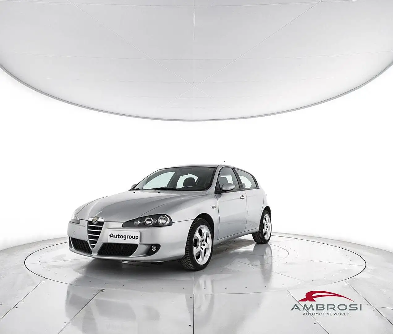 Alfa Romeo 147 1.9 JTD (120) 5 porte Progression - PER OPERATORI Grey - 1