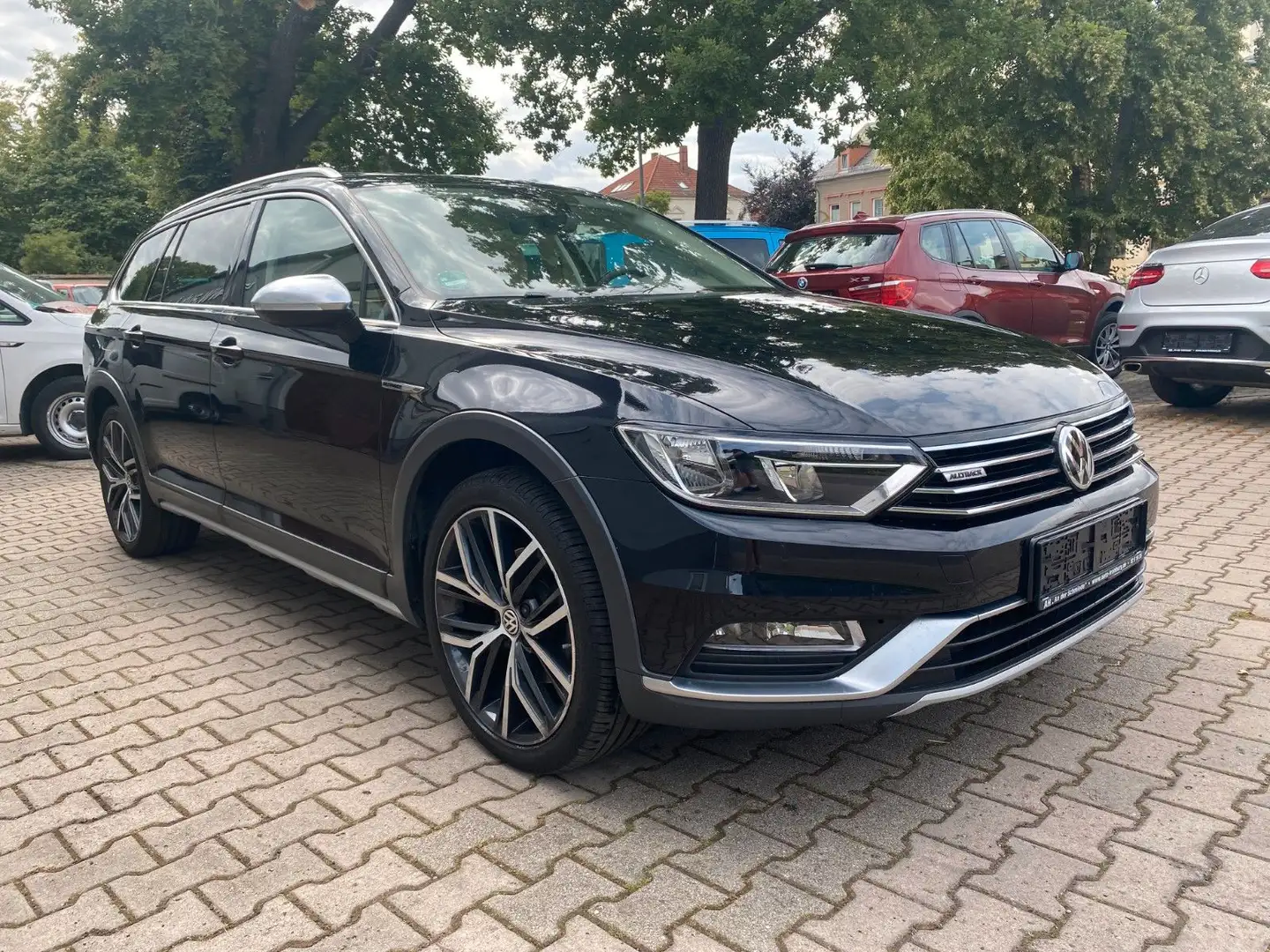 Volkswagen Passat Alltrack Passat  Alltrack,4x4,Leder,Standhzg,Panoram,Ahk Negru - 1