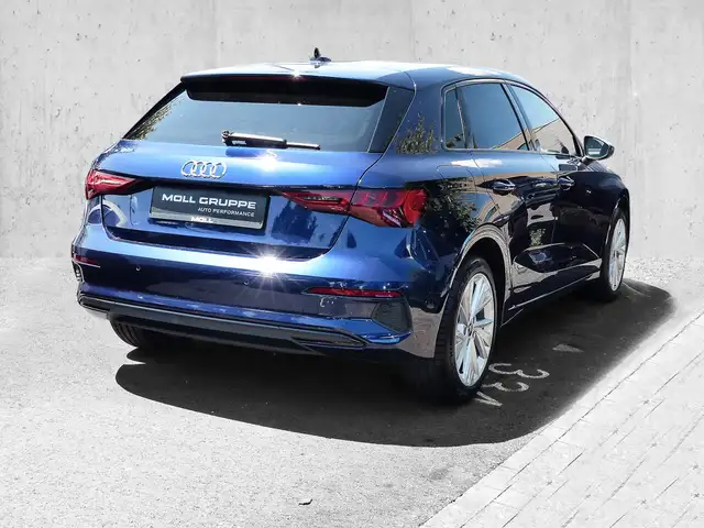 Audi A3 view 3