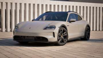 4 Cross Turismo 105 kWh/Crayon/BOSE/Pano/18-way/ACC/Surround!