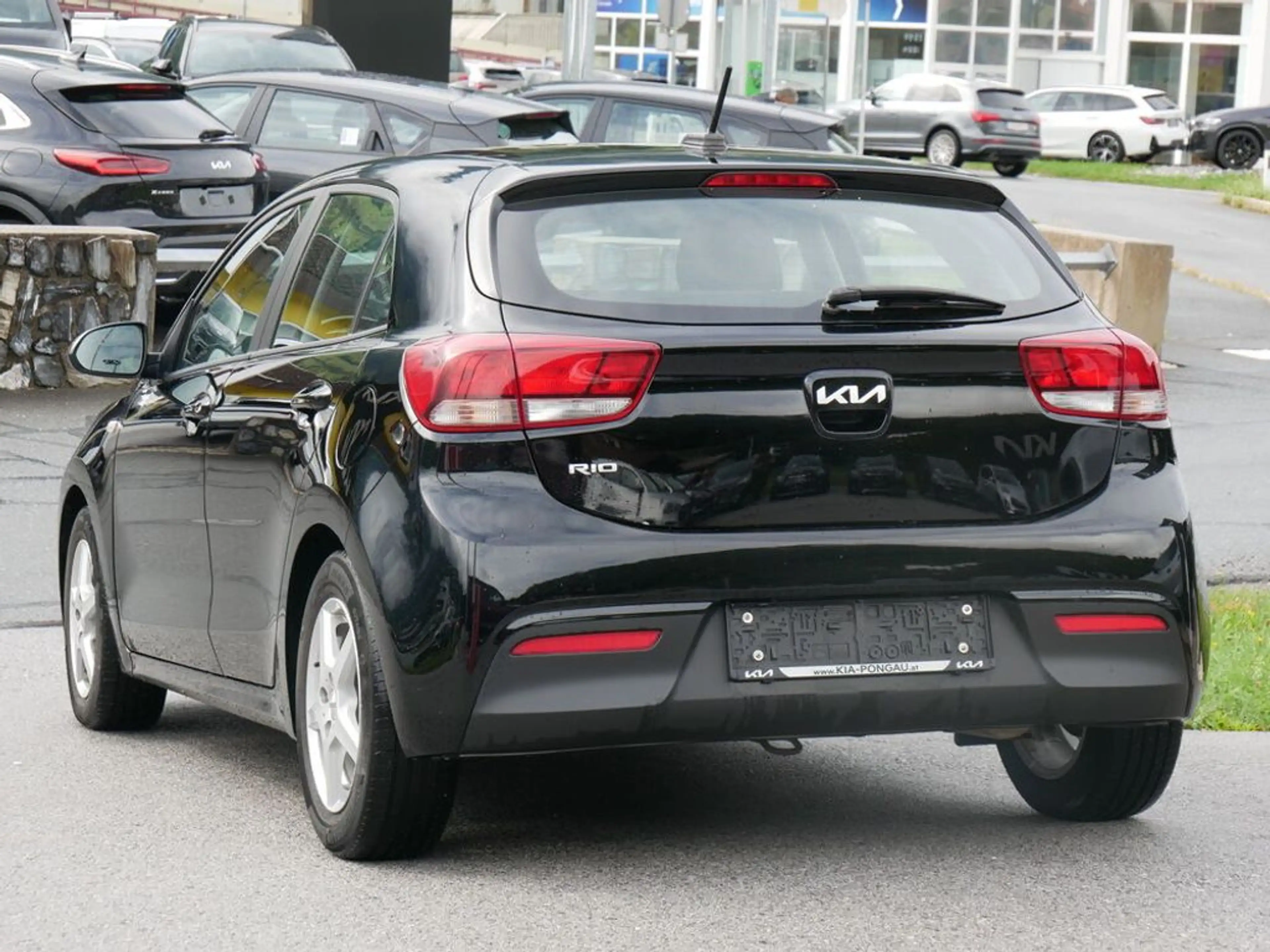 Kia Rio 1,2 DPI Titan ISG — photo 7