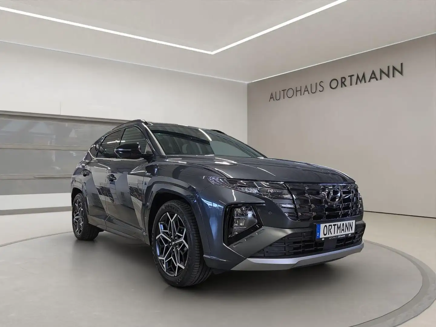 Hyundai TUCSON 1.6 Turbo "N Line" 4WD Automatik Gris - 1