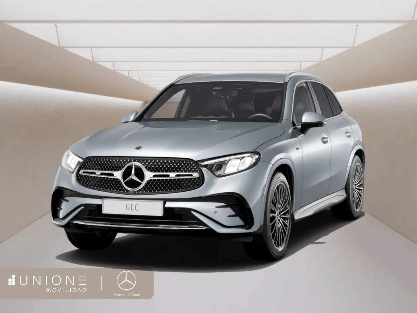 Mercedes-Benz GLC 300 e 4MATIC con tecnología híbrida - 1