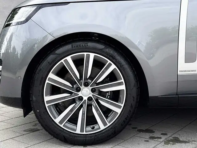 Land Rover Range Rover view 6
