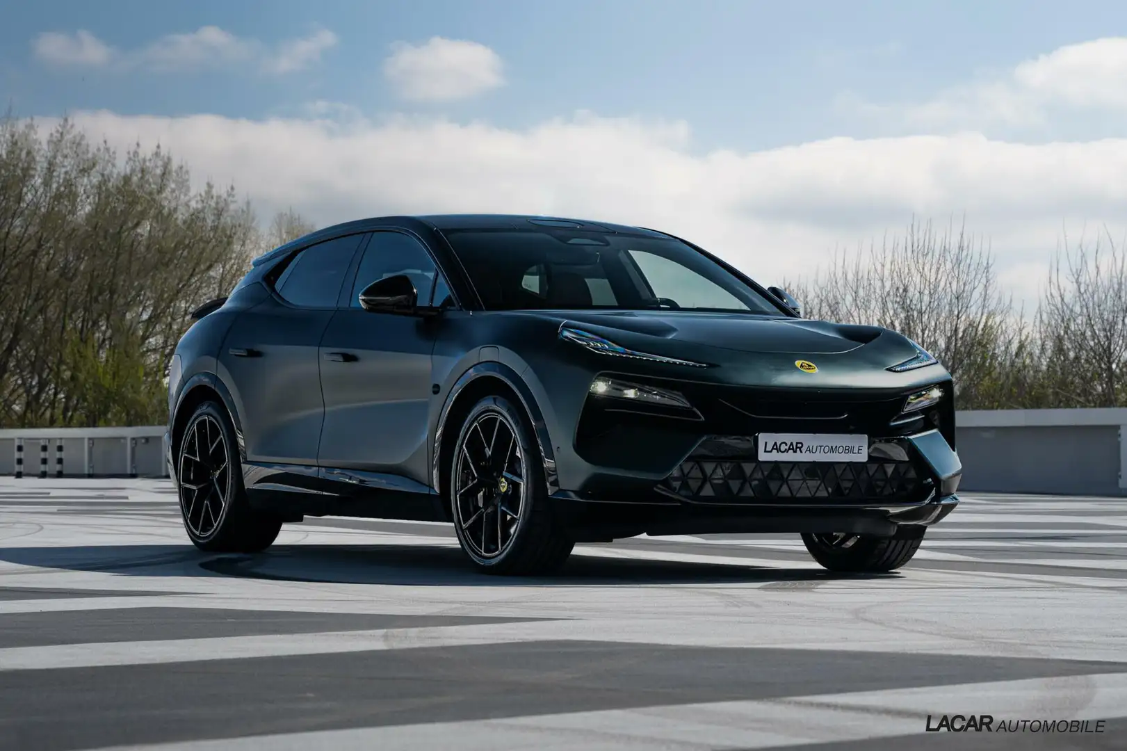 Lotus Eletre EDS 450 S 4WD Executive Seat 112kWh I Gold I Zelená - 2