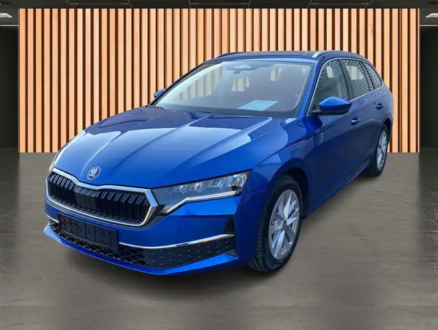 Skoda Octavia view 2