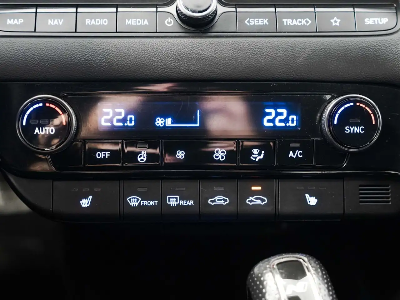 Hyundai ELANTRA снимка Hyundai ELANTRA