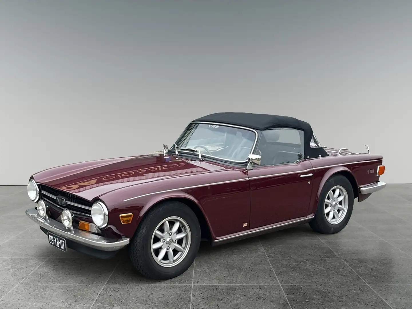 Triumph TR6 2.5 roadster overdrive Kırmızı - 1