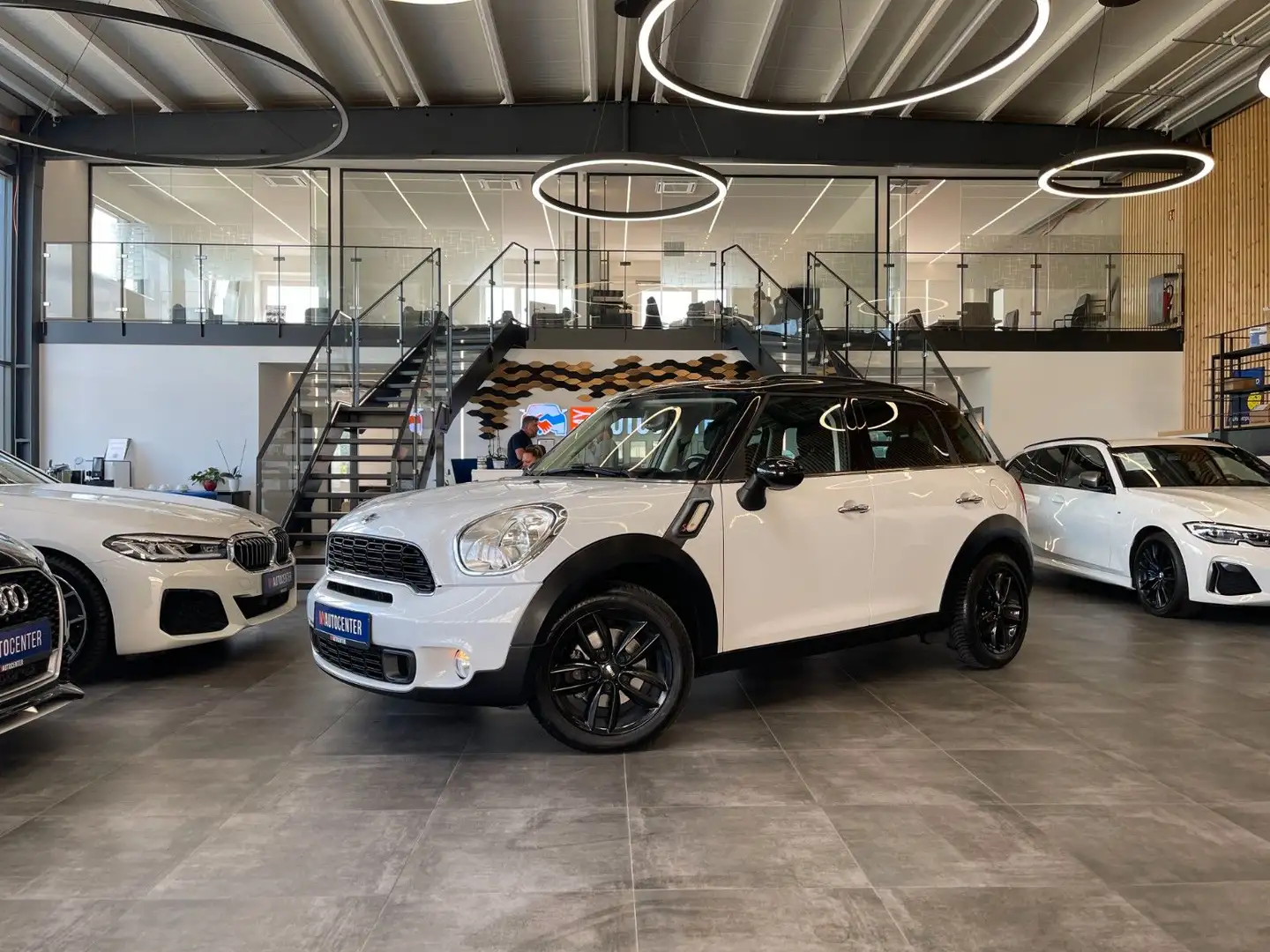 MINI Cooper SD Countryman Wit - 1